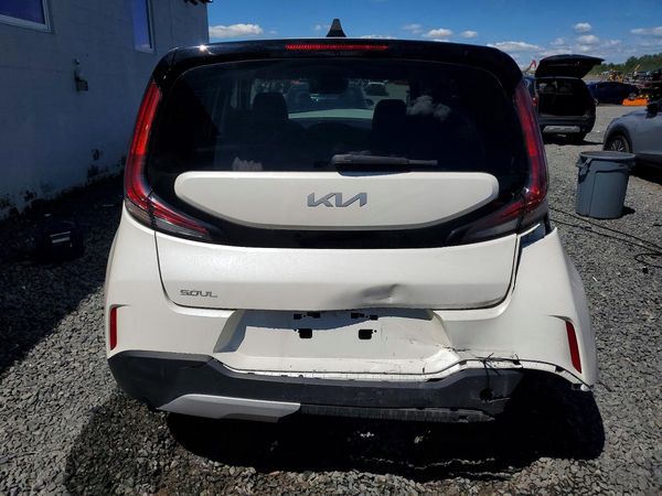 2023 KIA SOUL LX, S