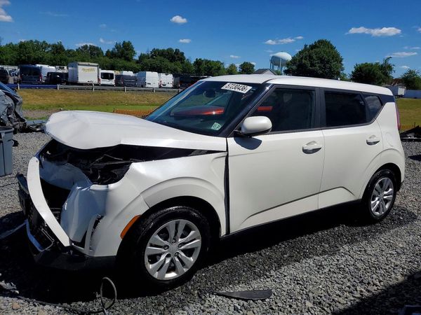 2023 KIA SOUL LX, S