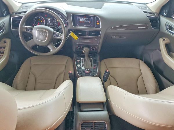 2012 AUDI Q5 Premium Plus