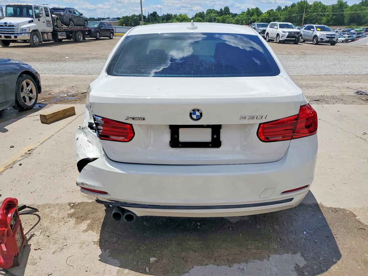 2018 BMW 330 xDrive SA