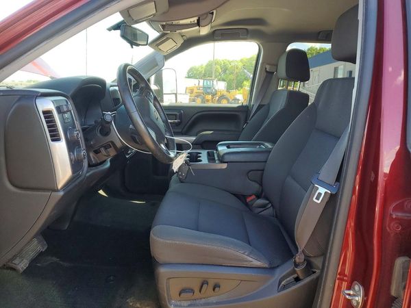 2017 CHEVROLET SILVERADO LT