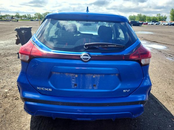 2024 NISSAN KICKS