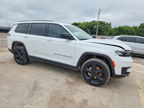 2023 JEEP GRAND CHEROKEE Laredo, Altitude