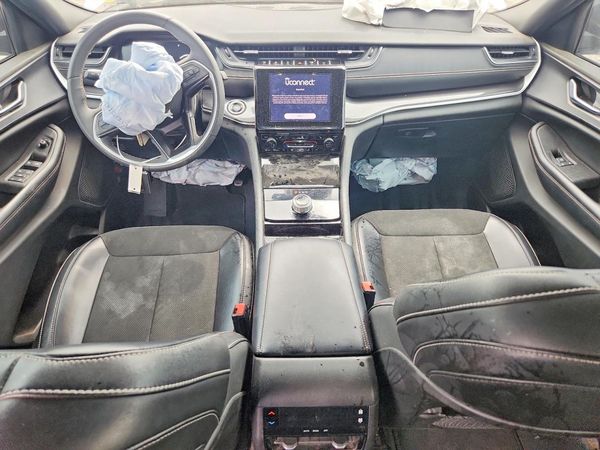 2023 JEEP GRAND CHEROKEE Laredo, Altitude