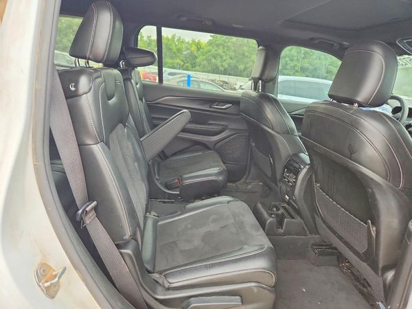 2023 JEEP GRAND CHEROKEE Laredo, Altitude