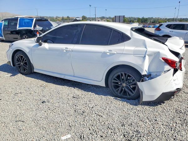 2026 TOYOTA CAMRY