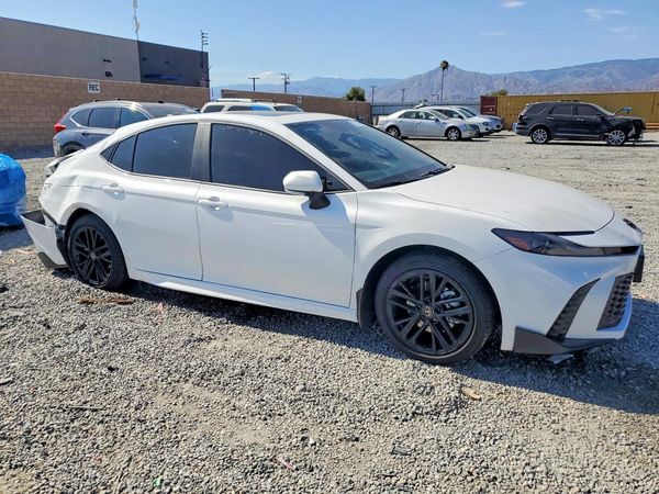 2026 TOYOTA CAMRY