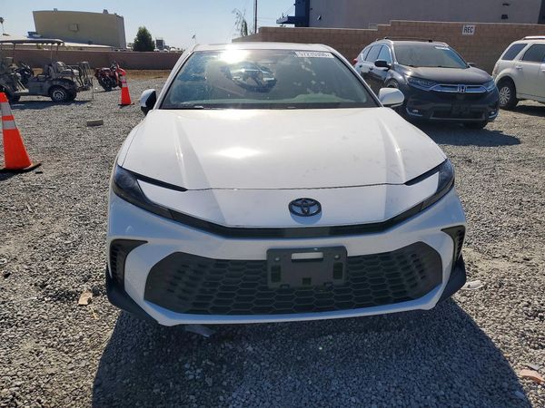 2026 TOYOTA CAMRY