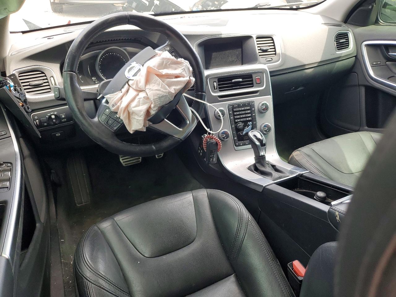 2018 VOLVO S60 Platinum