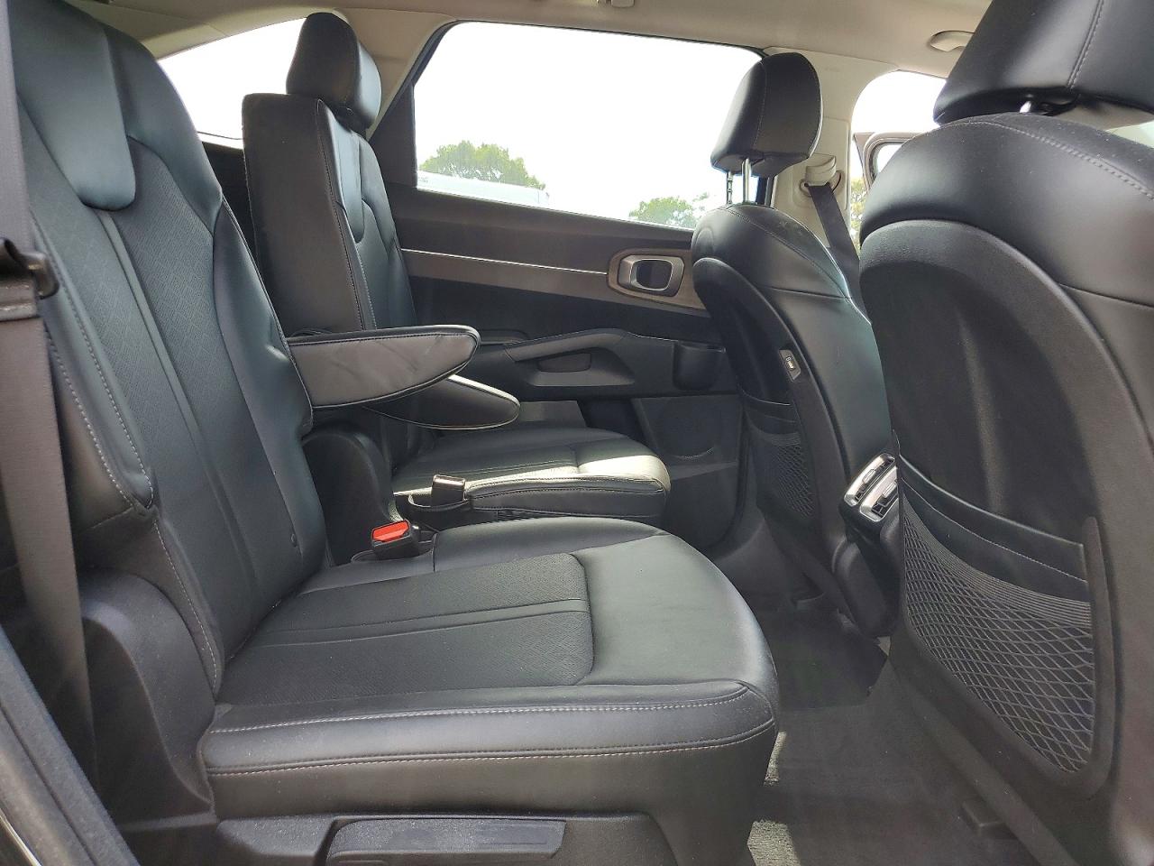 2022 KIA SORENTO EX