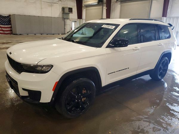 2022 JEEP GRAND CHEROKEE