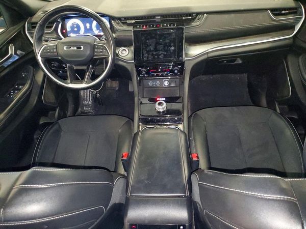 2022 JEEP GRAND CHEROKEE
