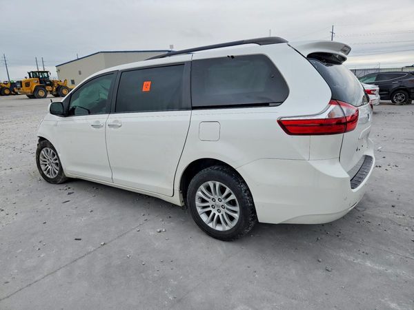 2015 TOYOTA SIENNA — DSRA