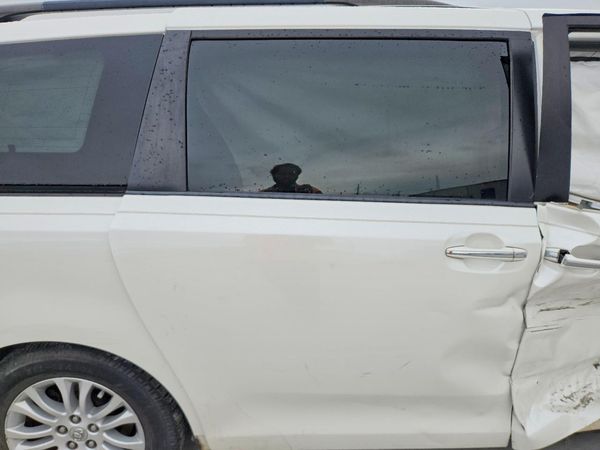 2015 TOYOTA SIENNA — PSRS