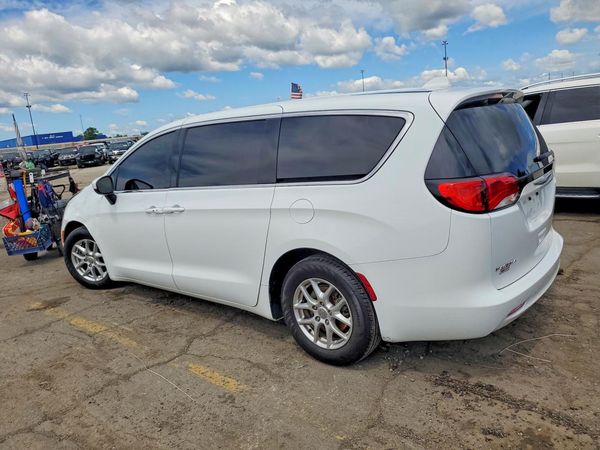 2017 CHRYSLER PACIFICA LX