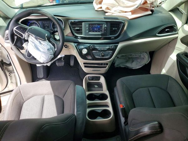 2017 CHRYSLER PACIFICA LX