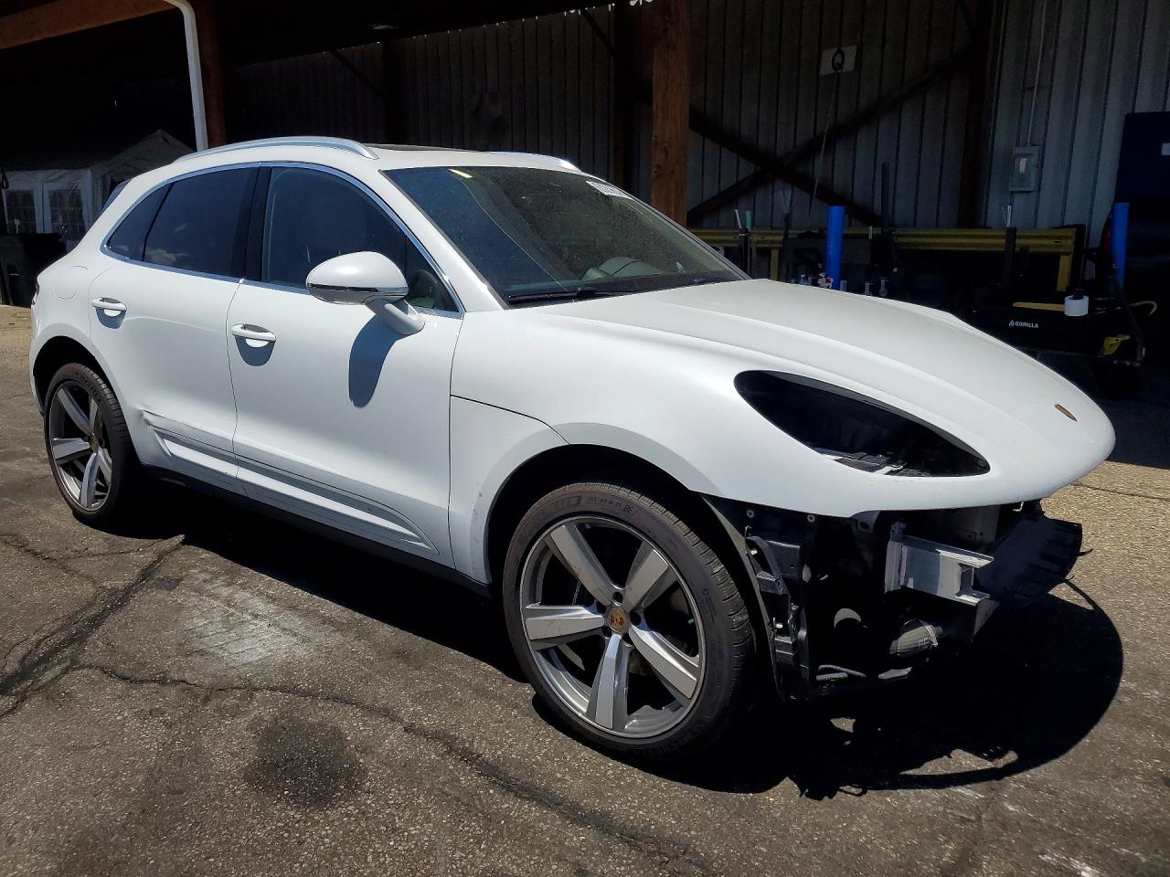 2022 PORSCHE MACAN