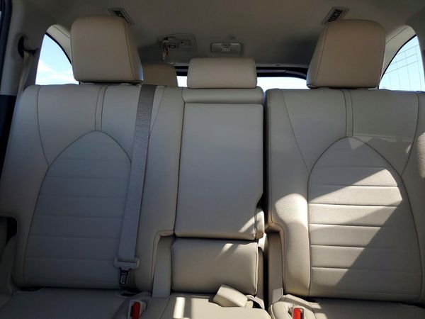 2021 TOYOTA HIGHLANDER XLE Nav