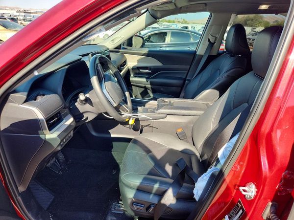 2025 TOYOTA GRAND HIGHLANDER