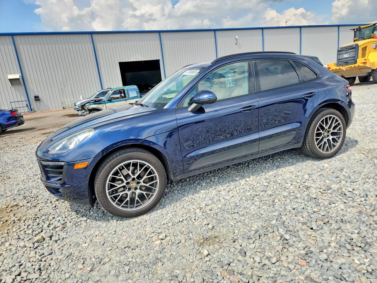 2018 PORSCHE MACAN