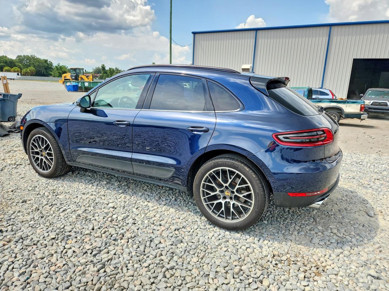 2018 PORSCHE MACAN