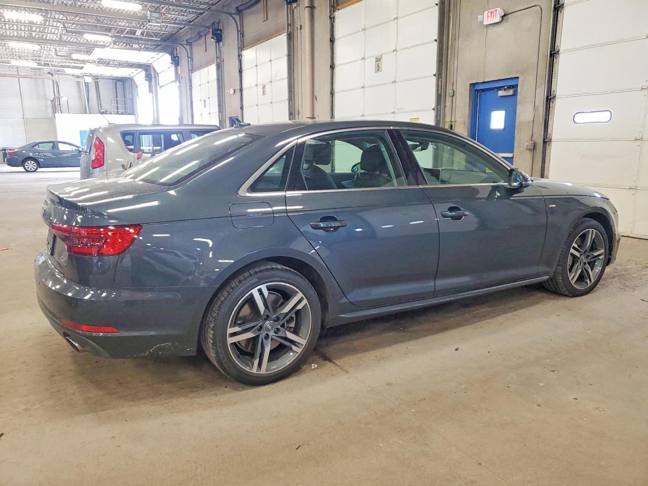2017 AUDI A4 quattro Premium Plus