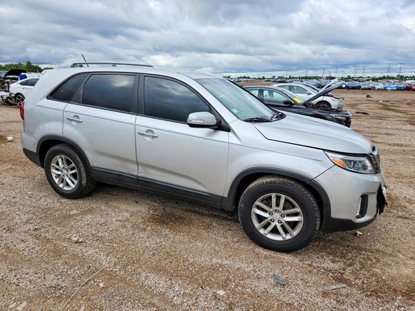 2014 KIA SORENTO Base/ LX