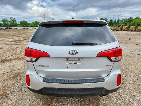 2014 KIA SORENTO Base/ LX