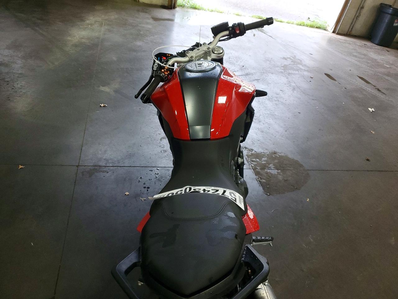 2024 BMW F 900