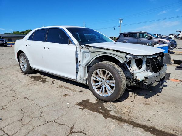 2017 CHRYSLER 300