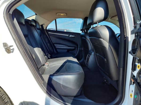 2017 CHRYSLER 300