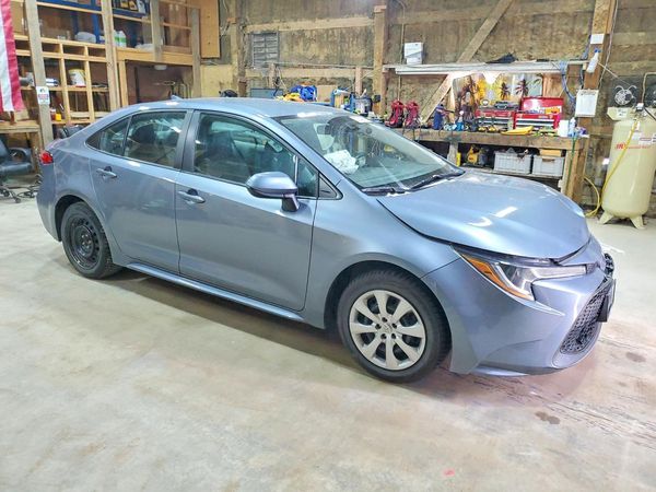 2022 TOYOTA COROLLA LE