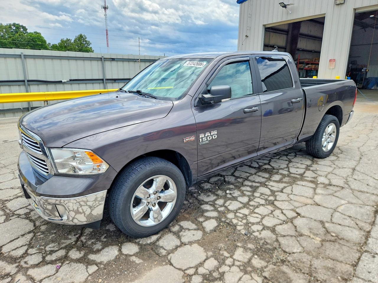 2019 RAM 1500 CLASSIC SLT