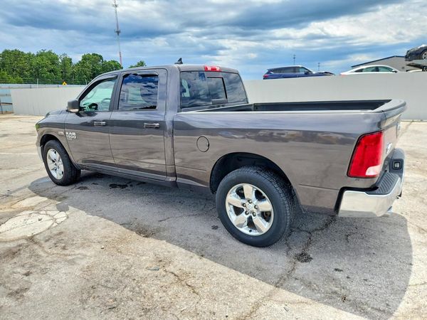 2019 RAM 1500 CLASSIC SLT