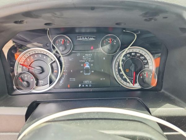 2019 RAM 1500 CLASSIC SLT