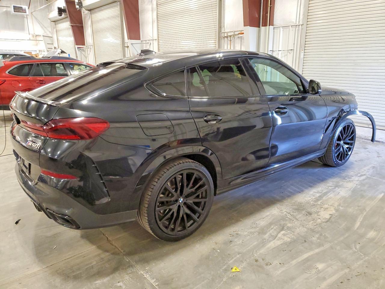 2021 BMW X6 M50i