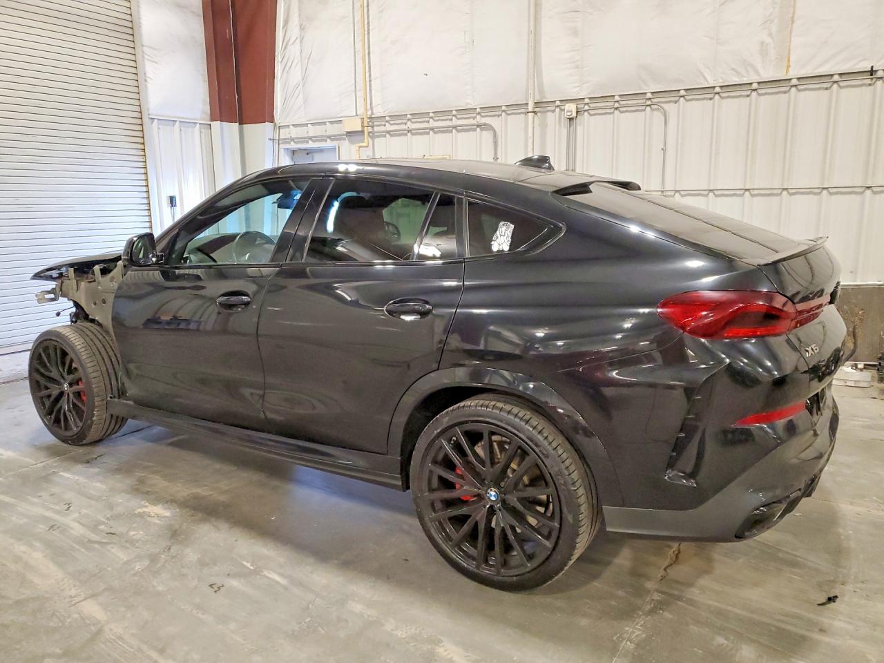 2021 BMW X6 M50i