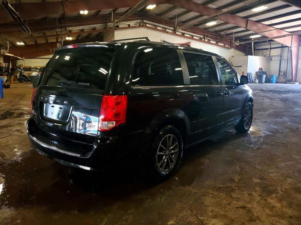 2017 DODGE GRAND CARAVAN SXT