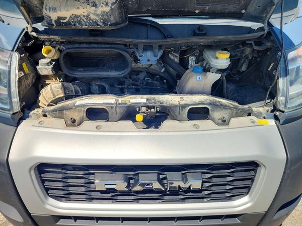 2020 RAM PROMASTER 3500 VF — Engine bay