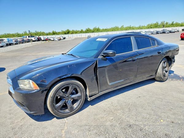 2014 DODGE CHARGER SE