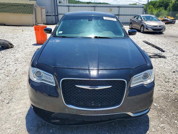2016 CHRYSLER 300