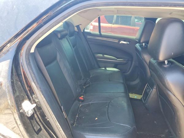 2016 CHRYSLER 300