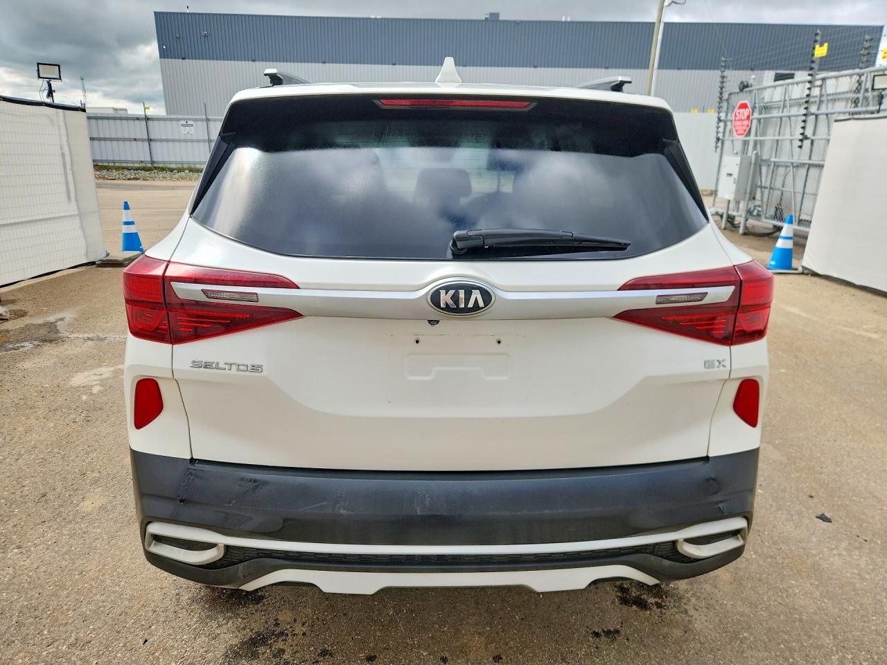 2021 KIA SELTOS EX
