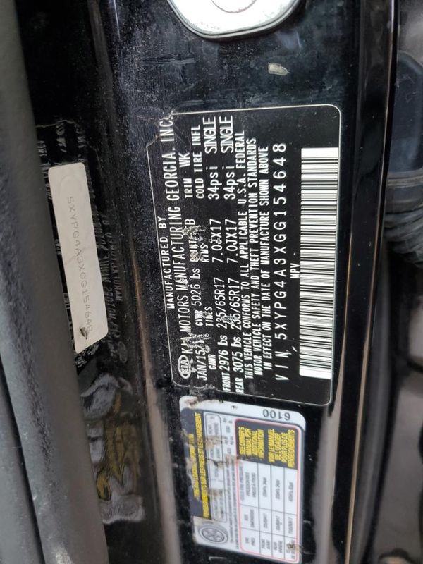 2016 KIA SORENTO L / LX