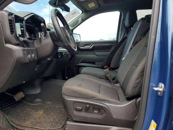 2024 CHEVROLET SILVERADO LT — DENT