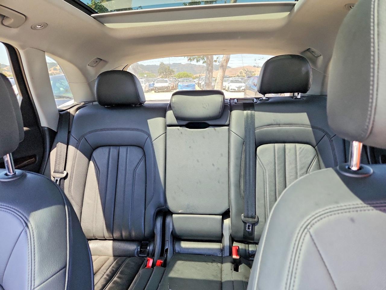 2018 AUDI Q5 quattro Premium Plus