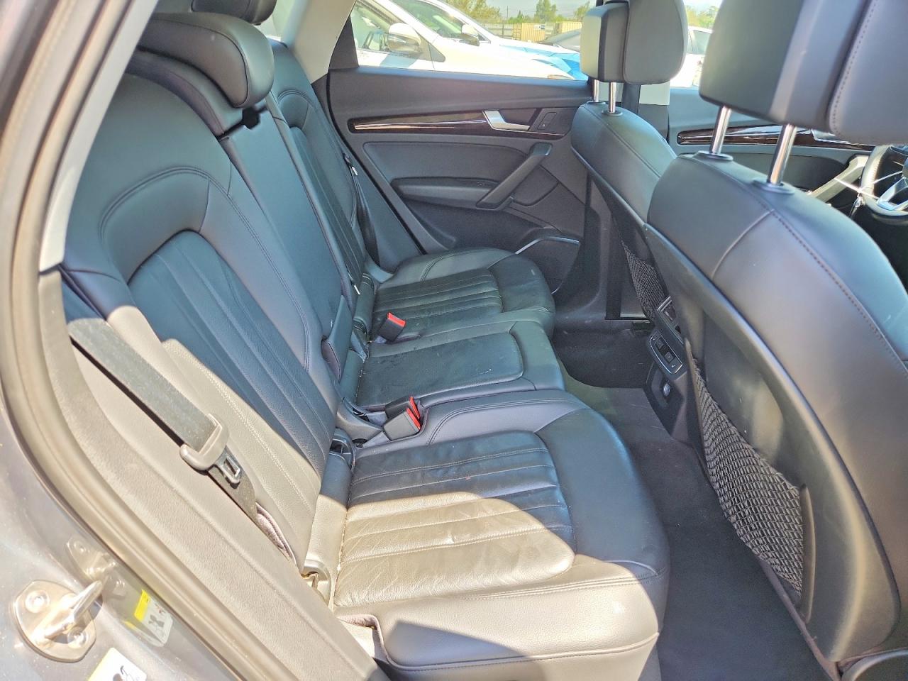 2018 AUDI Q5 quattro Premium Plus