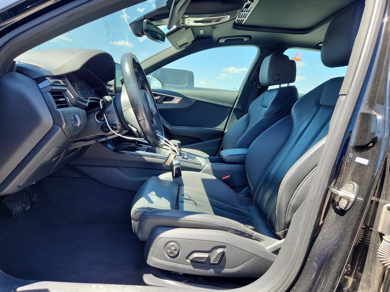 2021 AUDI A4 quattro Premium