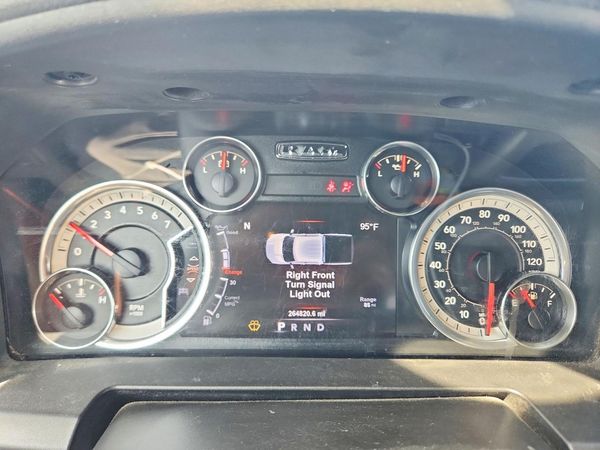 2017 RAM 1500 SLT