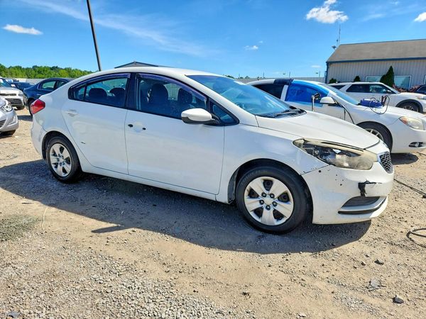 2016 KIA FORTE